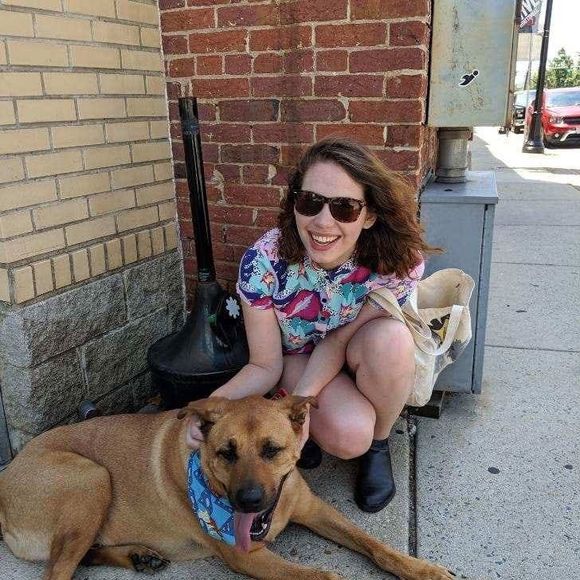 Meet your Posher, Sarah - Picture 1 of 1